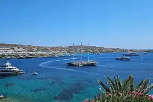 Mykonos Azure, Платис-Ялос