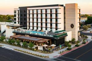 Senna House Hotel Scottsdale, Curio Collection by Hilton, Скоттсдейл