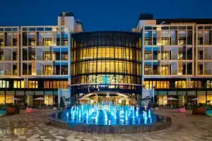 Отель «Millennium Place Mirdif», Дубай