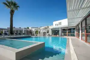 Hillside Studios & Apartments, Фалираки