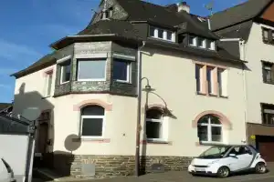 Sonnenhaus Ferienwohnungen, Трабен-Трарбах