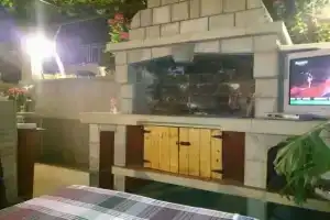 Apartments Sandra, Радовичи