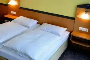 Achat Comfort City-Frankfurt, Оффенбах