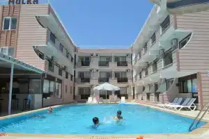 Mulka Hotel, Айвалык