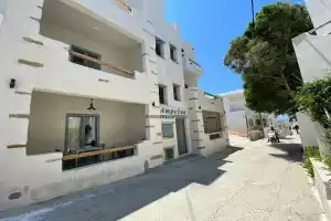 Ampelos Suites, Наксос