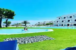 Hotel «D'Amato», Пескичи