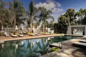 La Suite Boutique Hotel, Остров Просида