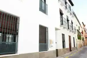 Nest Flats Granada, Гранада