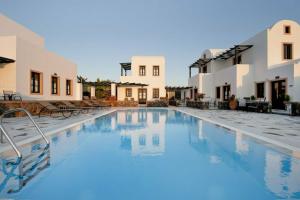 Anthonas Apartments, Имеровигли