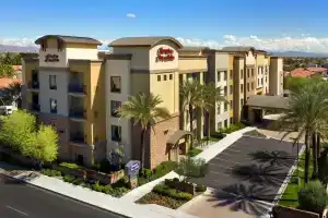 Hampton Inn & Suites Phoenix Tempe, Темпе