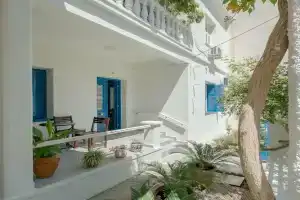Grandma's Chic Home in Chania Venetian Harbor, Ханья