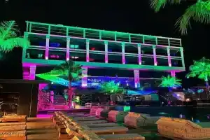 Club Robin Hood Hotel, Конаклы