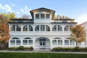 Villa Oestereich, Бинц
