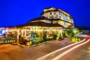 Royal Nakhara Hotel Nongkhai, Нонгкхай