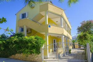 Apartments Kata, Рогозница