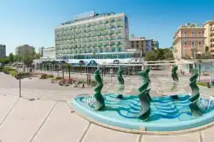 Hotel «Mediterraneo», Риччионе