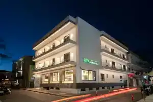 Ira City Hotel, Каламата