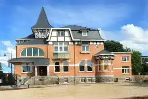 Charmehotel Villa Saporis, Хасселт