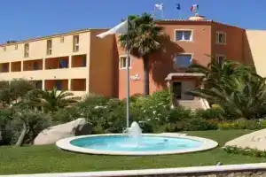 Le Nereidi Hotel Residence, Ла-Маддалена