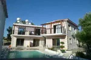 Отель «Avra Family Maisonettes», Полис-Хрисохус