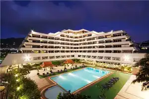 Patong Beach Hotel, Патонг
