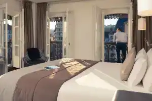 Mercure Lyon Centre Beaux Arts Hotel, Виллербан