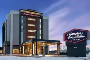 Hampton Inn & Suites Ottawa West, Оттава
