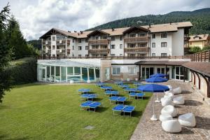 Golf Hotel, Фольгария