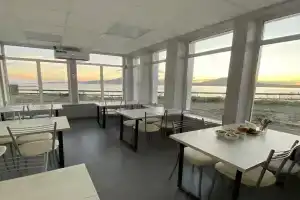 Гостиница «Менделеев», Южно-Курильск