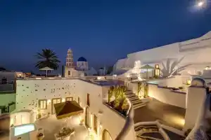 Radiant Santorini, Мессария