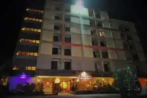 Отель «La Moon At Phuket - Sha Extra Plus», Пхукет Таун