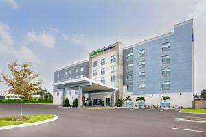 Holiday Inn Express & Suites Tampa Stadium – Airport Area, an Ihg Hotel, Тампа