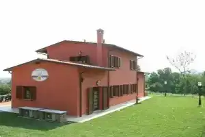 Casa Vacanze Colline Toscane, Монтополи-ин-Валь-д'Арно