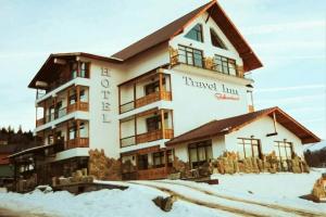 Travel Inn Bakuriani, Бакуриани