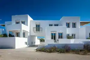 Milia Gi Suites, Аполлония