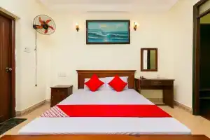 Cam Ranh Hotel 2 by Oyo Rooms, Камрань