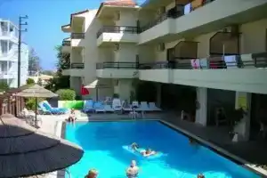 Caravel Apartment Hotel, Иксия