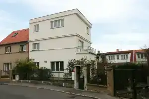 Helena Apartments, Прага