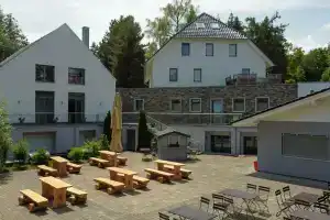 Hotel Restaurant Auerhahn, Бад-Вильдбад