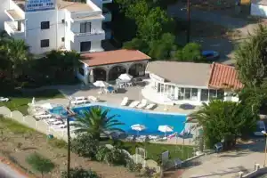 Dolphin Apartments, Фалираки