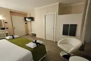 Albis Rooms Guest House, Лидо-ди-Остия