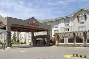 Ramada by Wyndham Surrey/Langley, Суррей