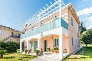 Tsonas apartments, Лигия