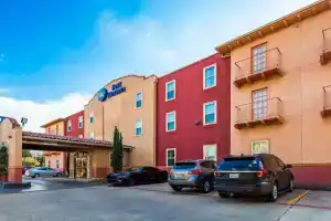 Studio 6 Suites - Dallas, Tx - Downtown, Даллас