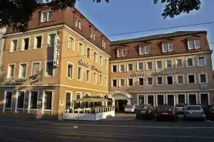 City Partner Hotel Strauss, Вюрцбург