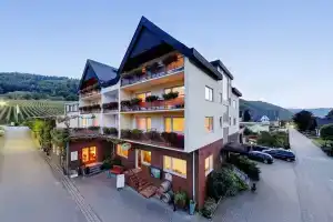 Hotel Haus Sonnenschein, Эрнст