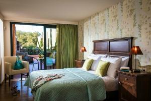 Отель Koutrakis Suites, Сисси