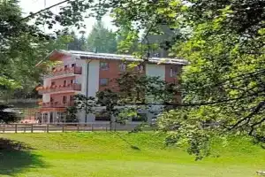 Residence Hotel Candriai Alla Posta, Тренто