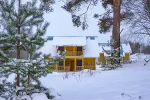 База отдыха «Фазенда Глухомань», Латинен