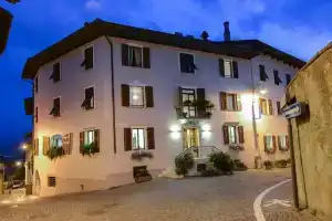 Отель «Albergo Antica Rosa», Левико-Терме